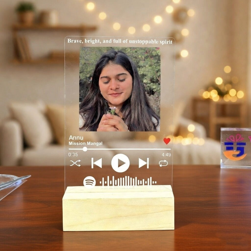Personalized Spotify Lamp for Women - 2