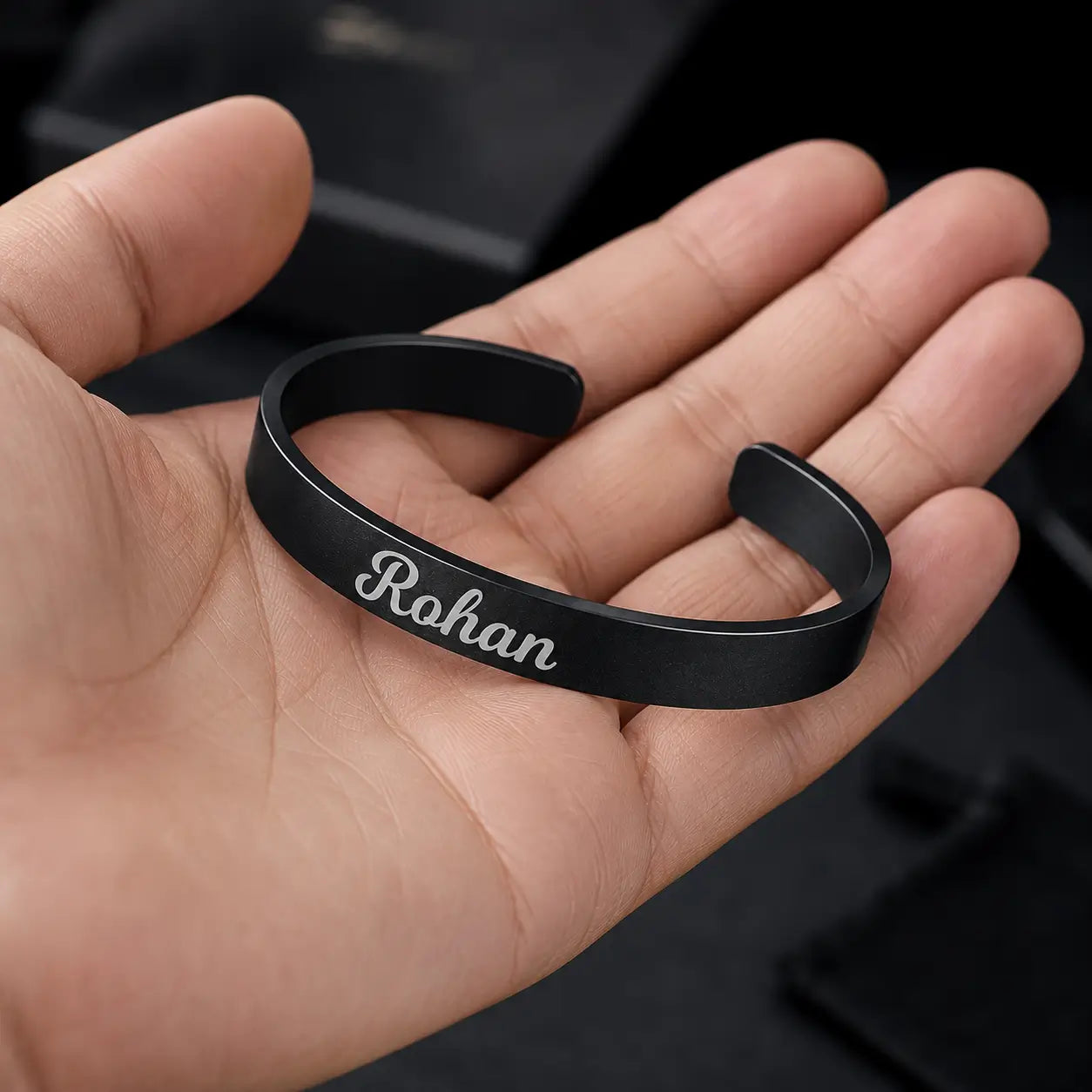 Classy Metal bracelet