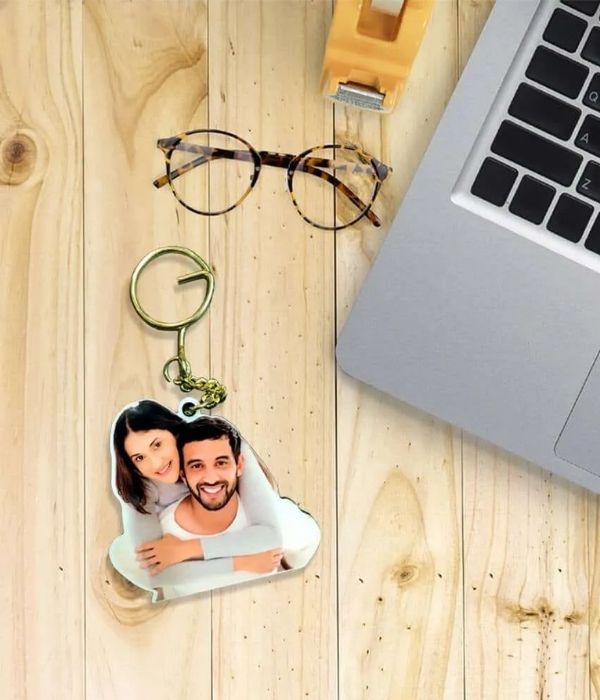 Customized photo cutout keychain