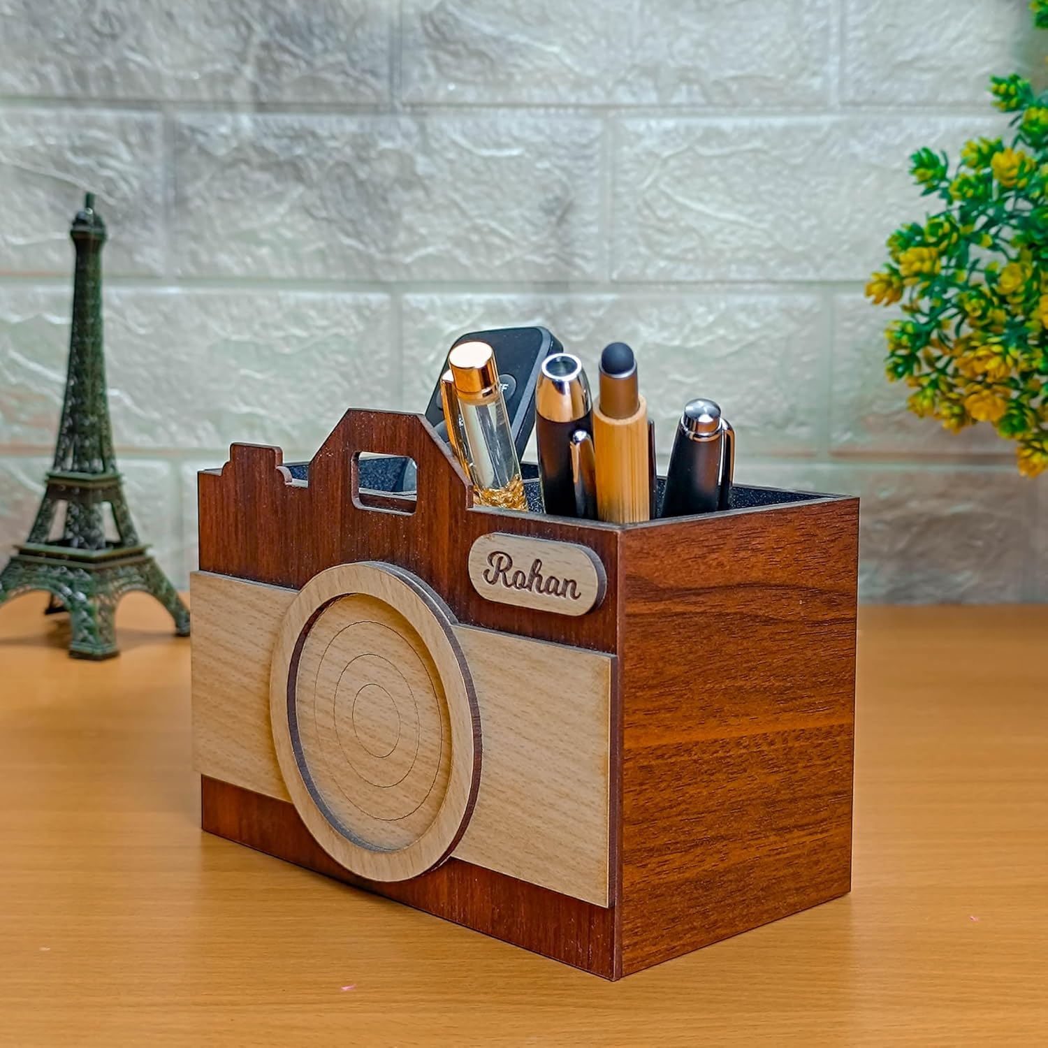 Retro Camera Shape Pen Stand/Holder With Name