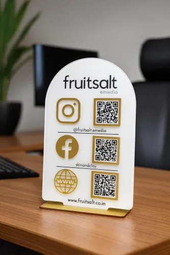 Custom Branding QR Code Stand for Business